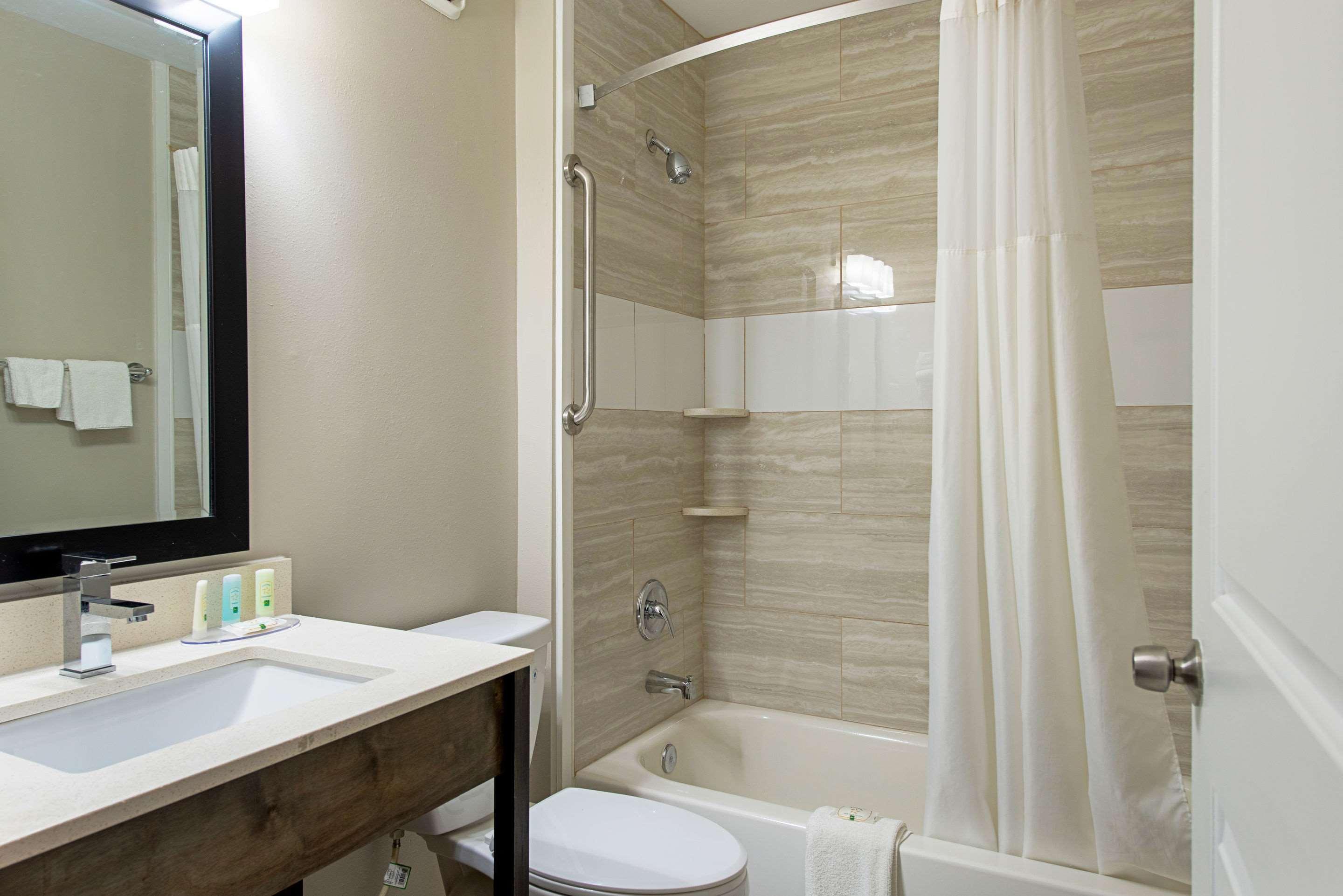 Quality Inn Mishawaka Near Notre Dame Exterior foto