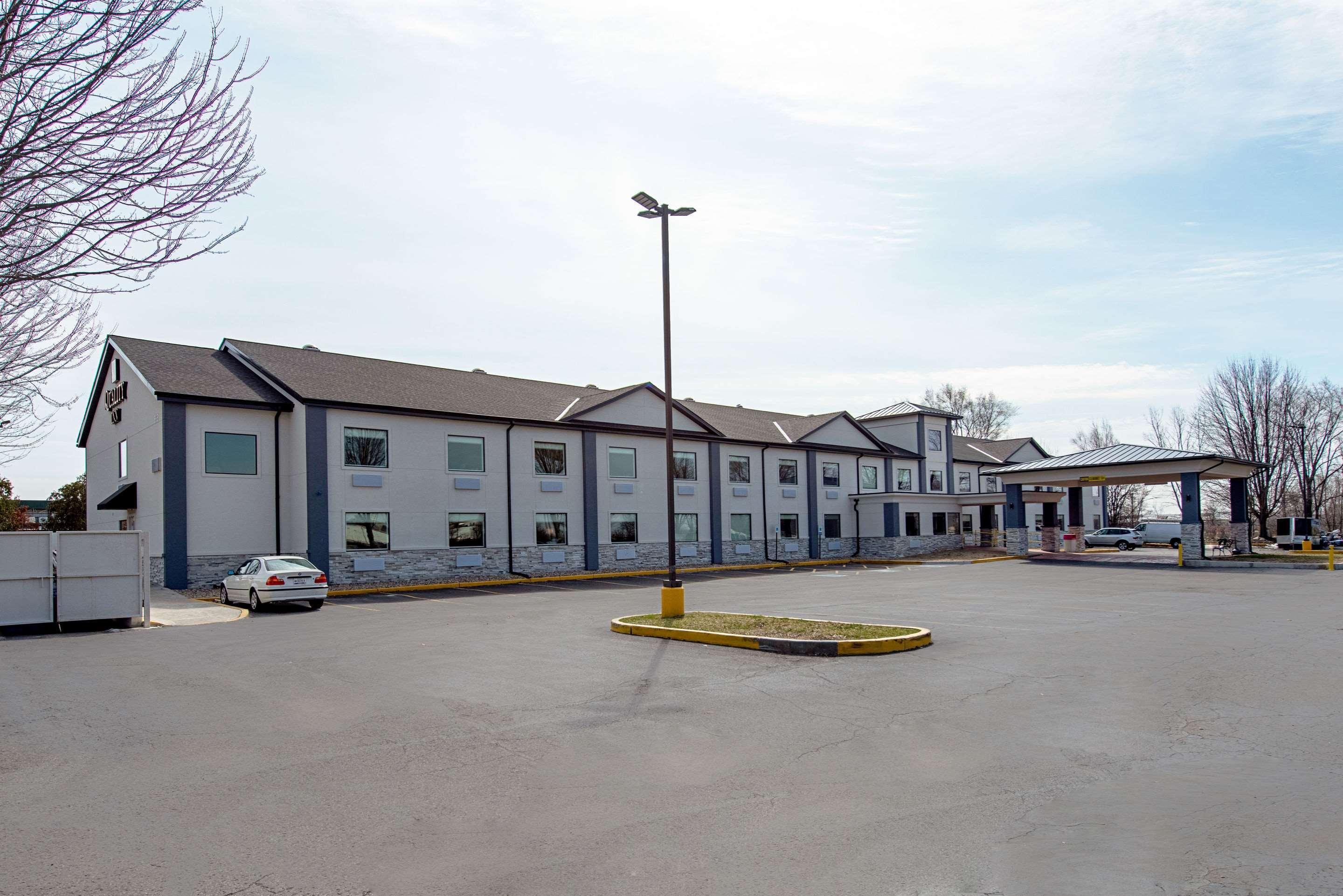 Quality Inn Mishawaka Near Notre Dame Exterior foto